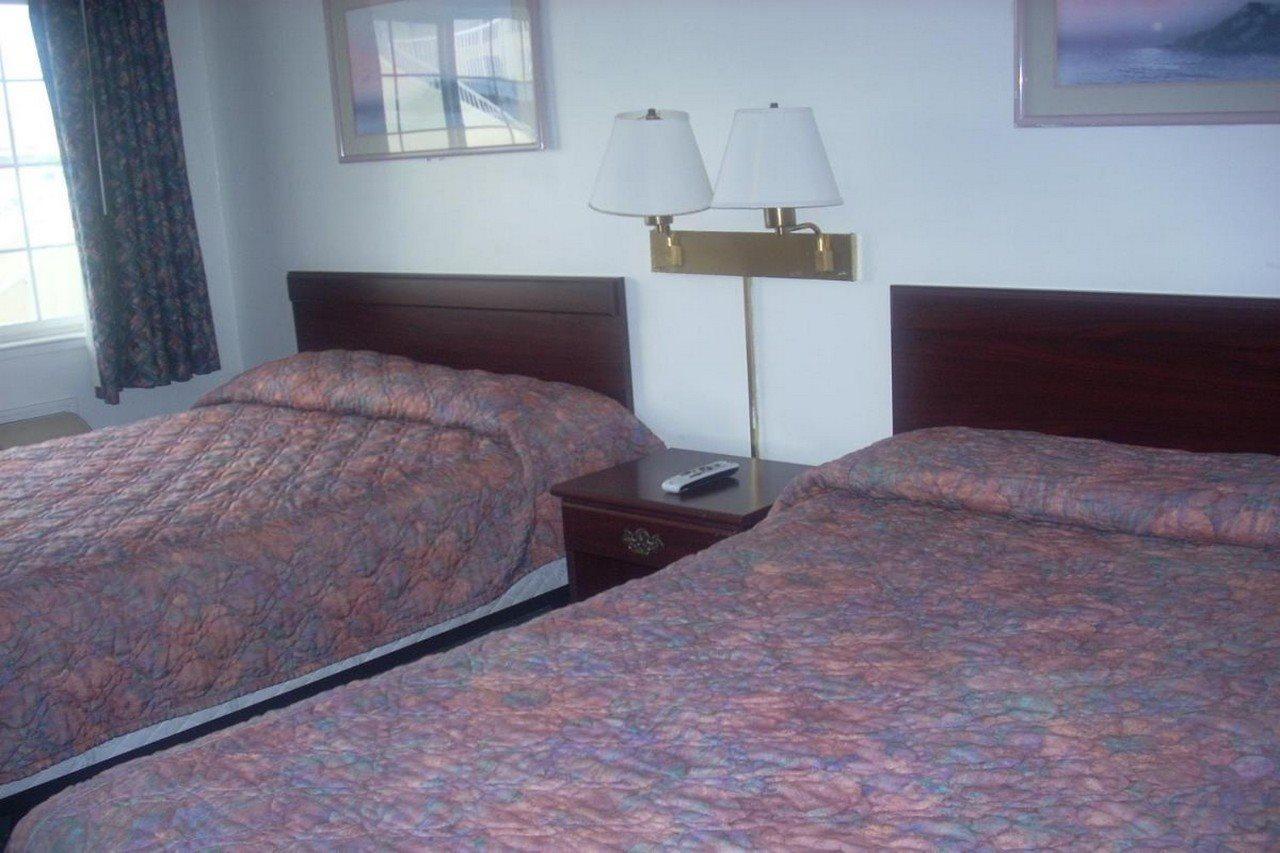 Economy Inn Monterey Seaside Exteriör bild